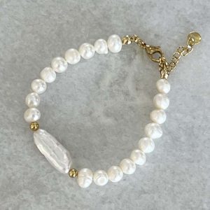 Handmade Fresh Water And Baroque Pearls Bracelet
